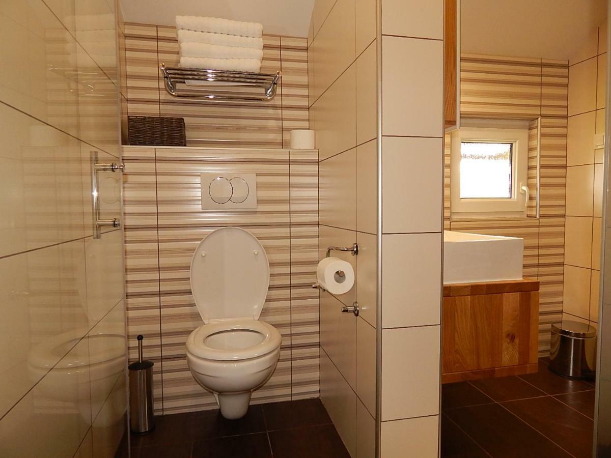 Studio Apartman Lakasa Rakovica Extérieur photo